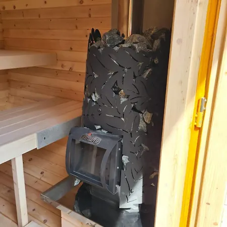 Tinyhouse U Nosala *